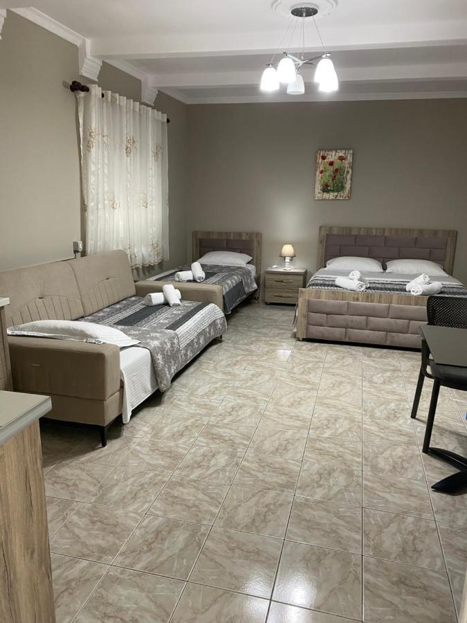 Vila Ajdinaj Μπεράτ Εξωτερικό φωτογραφία