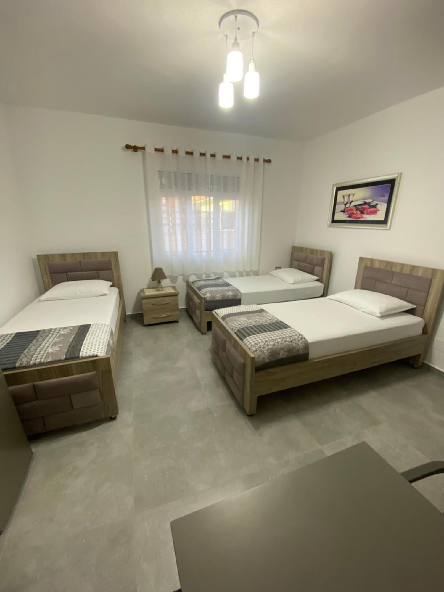 Vila Ajdinaj Μπεράτ Εξωτερικό φωτογραφία
