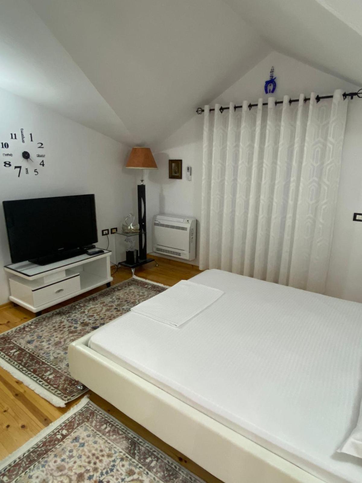 Vila Ajdinaj Μπεράτ Εξωτερικό φωτογραφία
