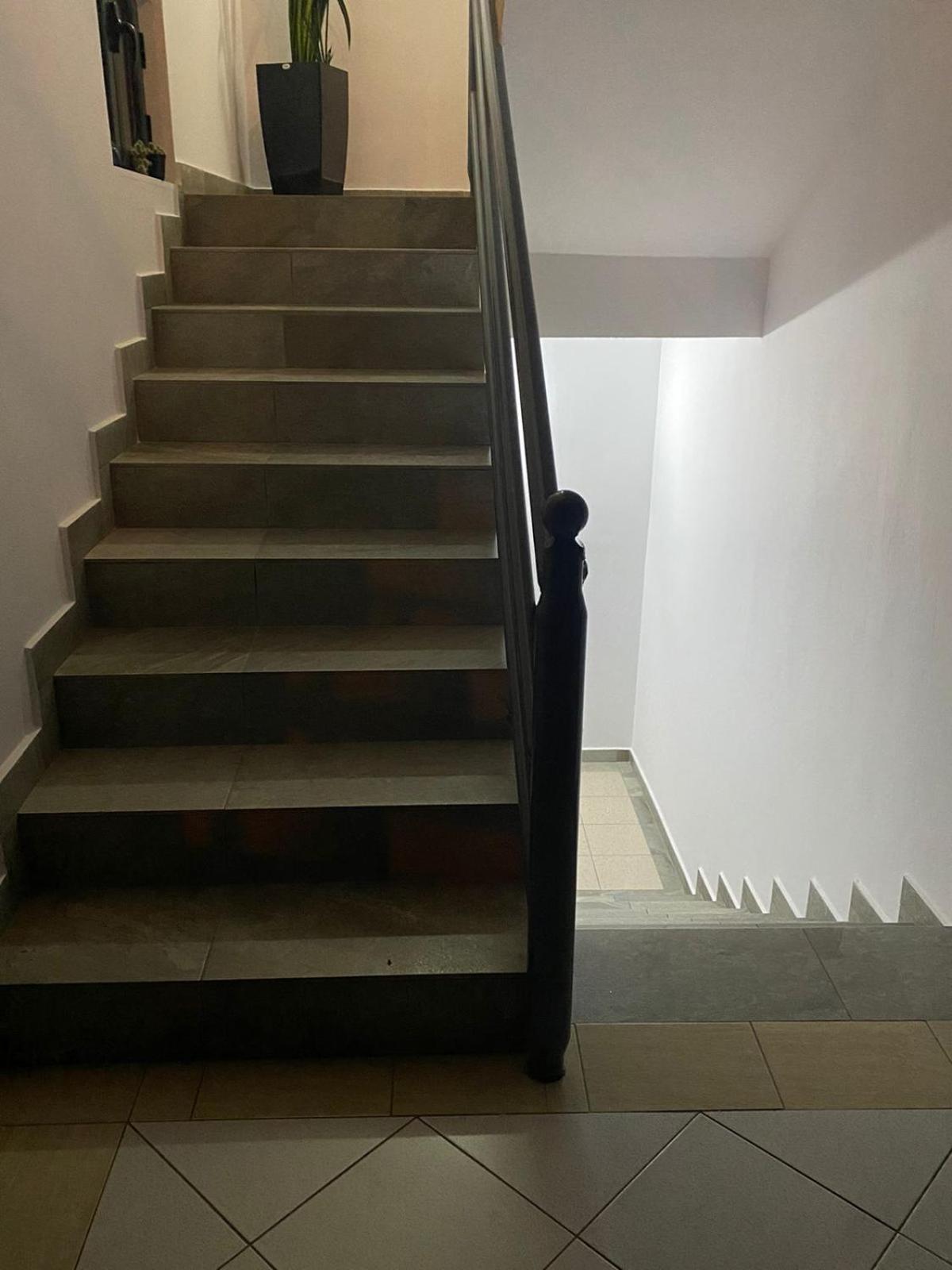 Vila Ajdinaj Μπεράτ Εξωτερικό φωτογραφία